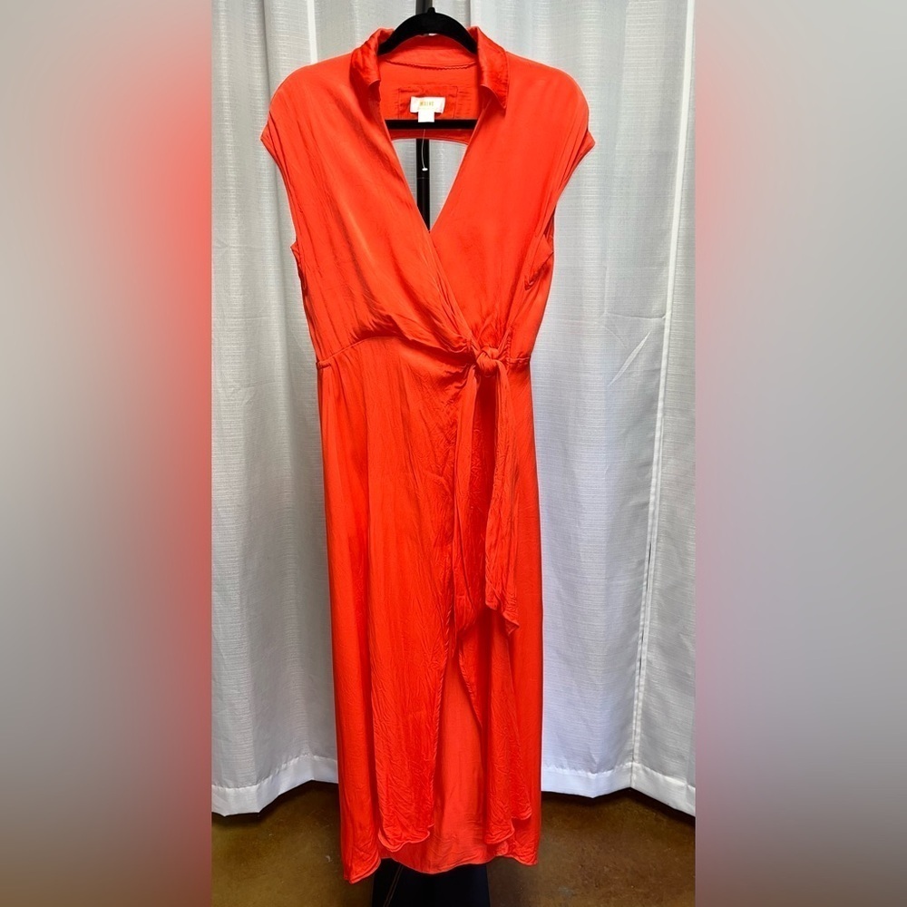 Anthropologie Maeve Open-Back Wrap
Midi Dress in Orange NWT | size small
